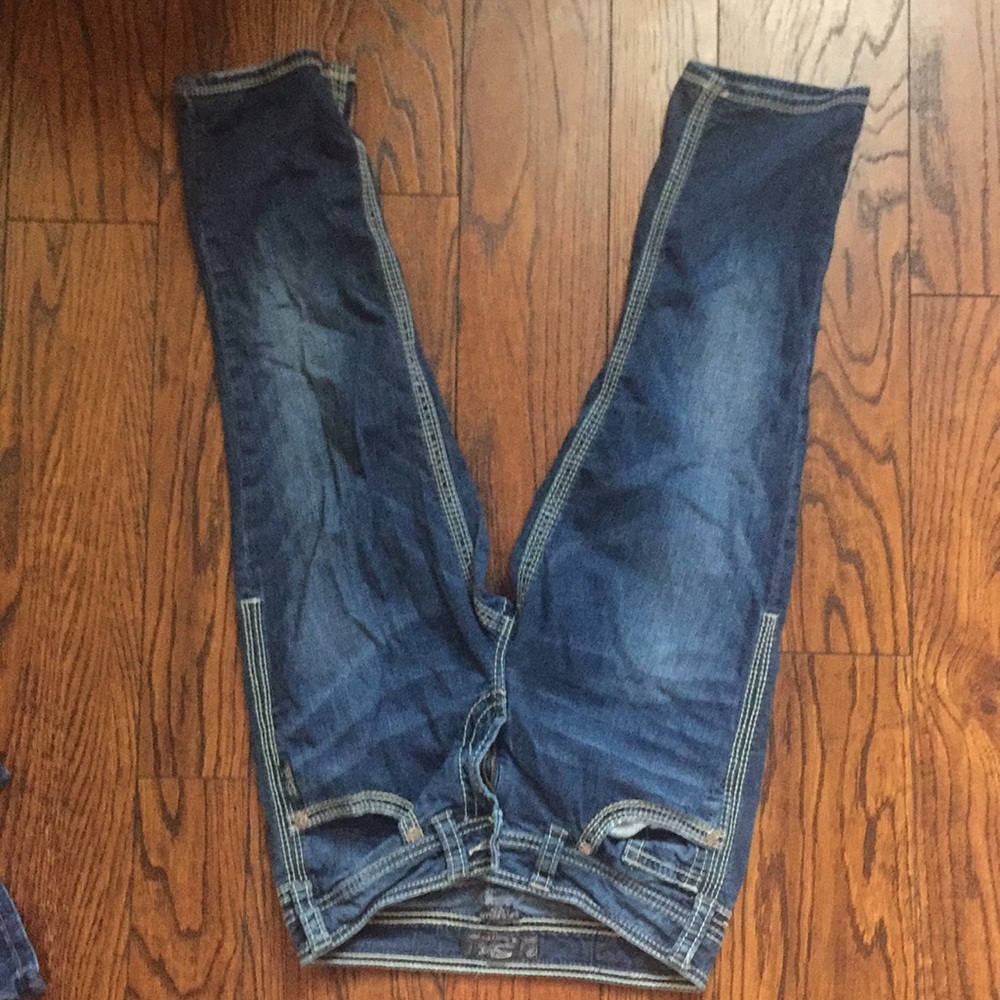 Suki Surplus Capri